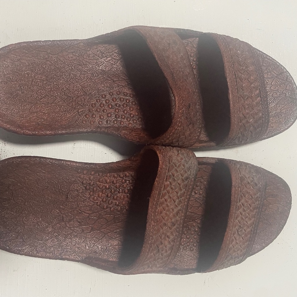 Indoor guest shoes from Hawaii